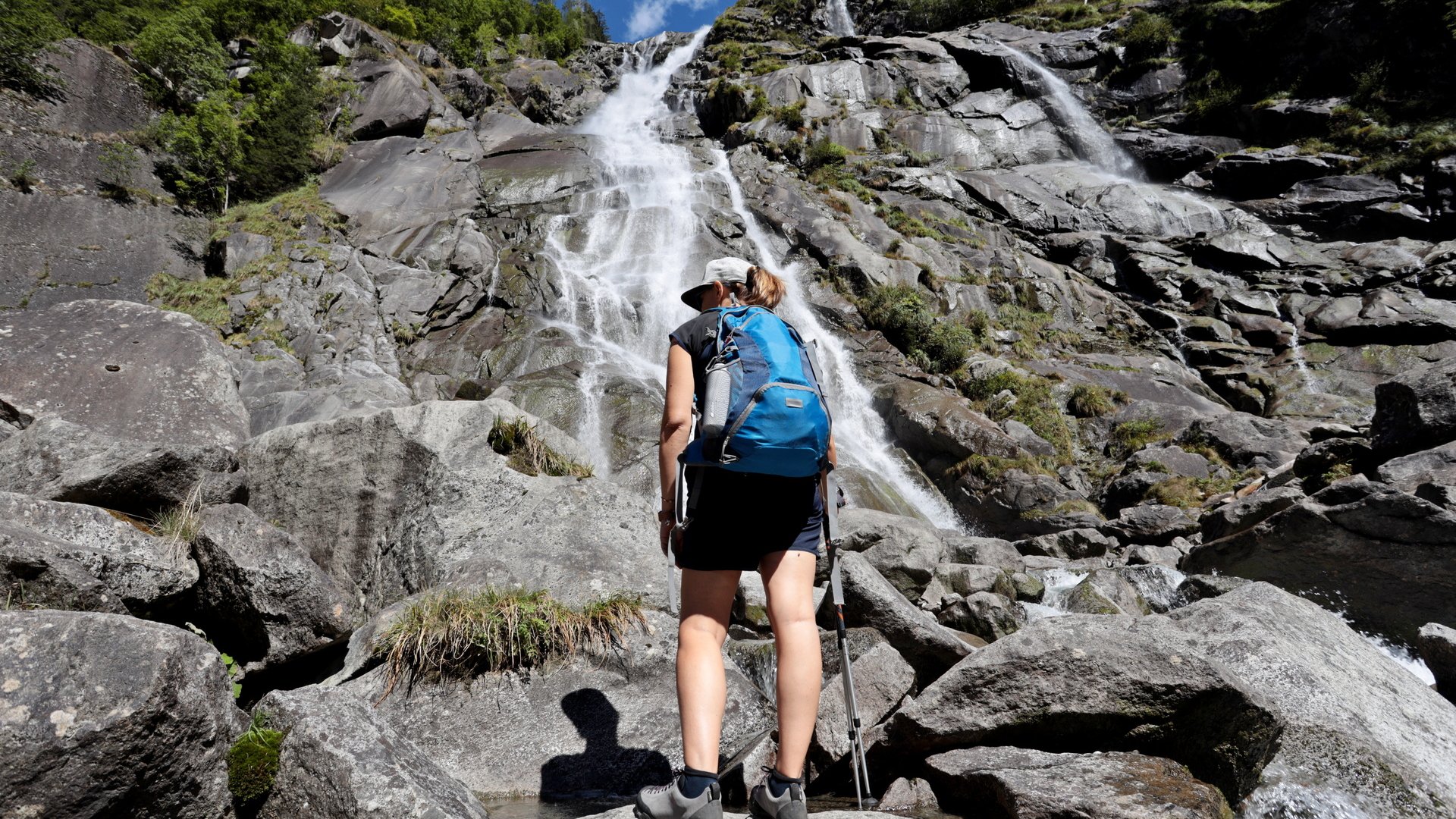 Trentino & Brenta Dolomites Walking Tour: Lakes, Waterfalls & Alpine Hikes