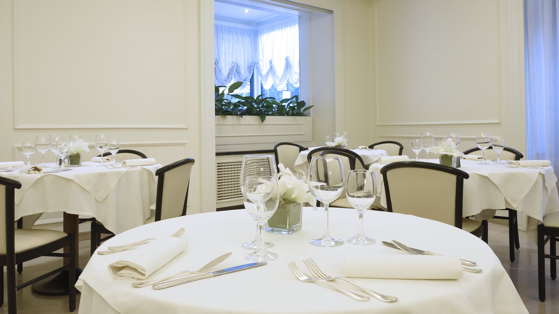 Italian & French Riviera Culture & Glamour Tour: Sanremo & Montecarlo