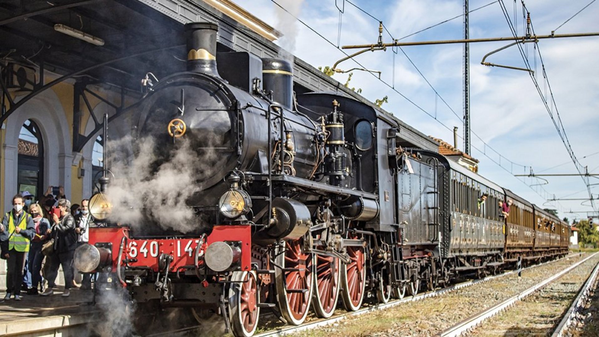Piemont - Der „TrEno“ Langhe, Monferrato und Roero