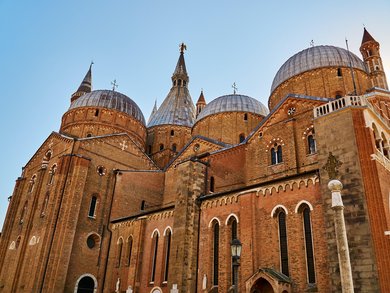 Italy's Finest Villages Tour: Tuscany, Lazio & Umbria Charm