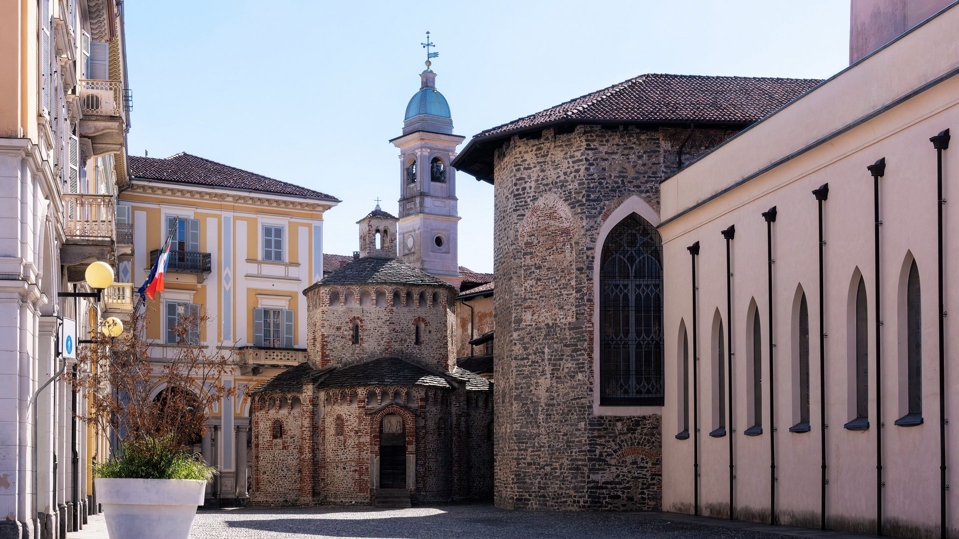Piemonte e Valle d'Aosta - Biella e borghi della Valsesia