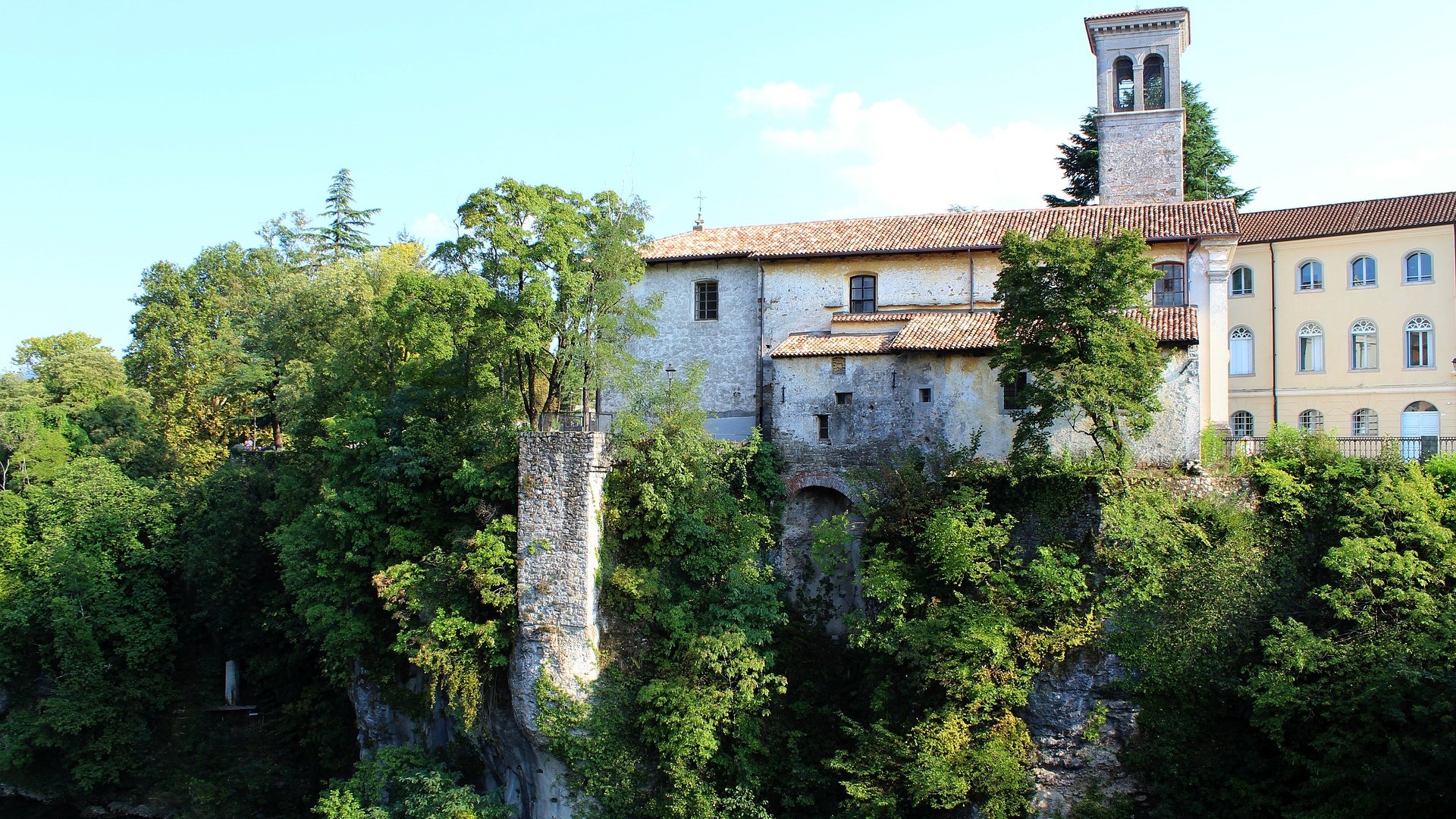 Sonderaktion November | Friaul - 4* Double Tree by Hilton Trieste