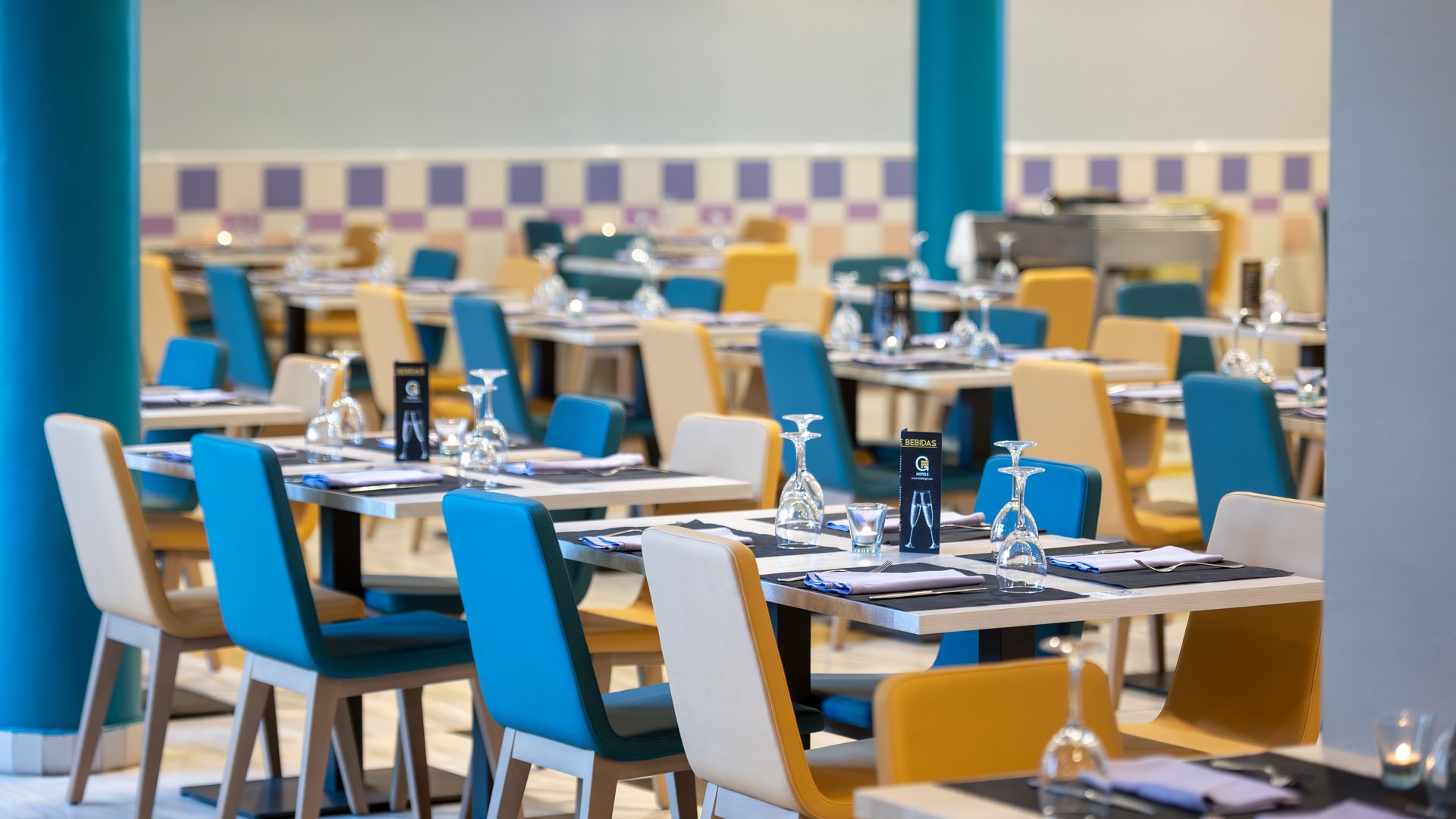 Region Valencia - Paella und Agua de Valencia Region Valencia - Paella und Agua de Valencia