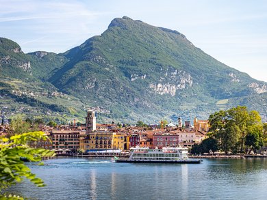 Nördlicher Gardasee - 3* Hotel Centrale | Gardasee, immer eine Reise wert! Nördlicher Gardasee - 3* Hotel Centrale | Gardasee, immer eine Reise wert!